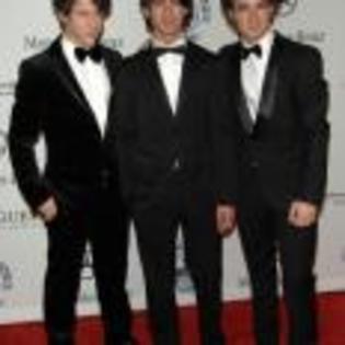 Kevin_Jonas_1264336708_2 - Jonas Brother