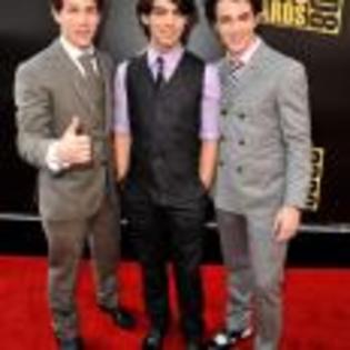 Kevin_Jonas_1264337847_0 - Jonas Brother