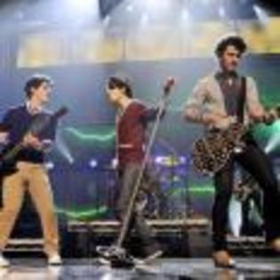 Kevin_Jonas_1264338287_1