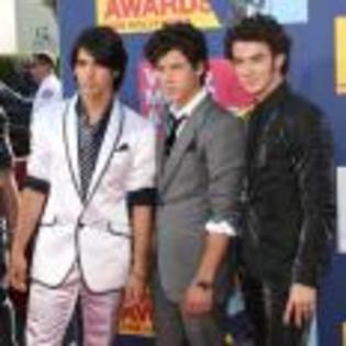 Kevin_Jonas_1264338696_3