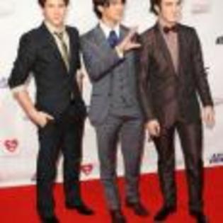 Kevin_Jonas_1264339154_0 - Jonas Brother
