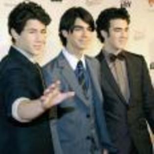 Kevin_Jonas_1264339218_0