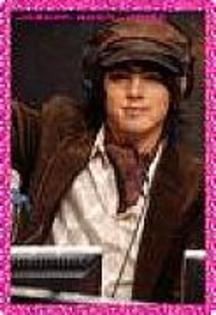 IWHBKTAAIAJWYVHLOAD - Joe Jonas