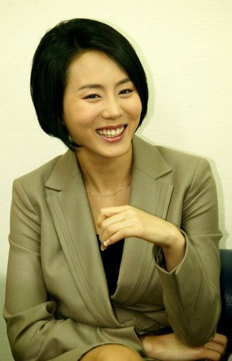 40652_129121237134126_122296087816641_137509_124408_n - a---park ye jin---a