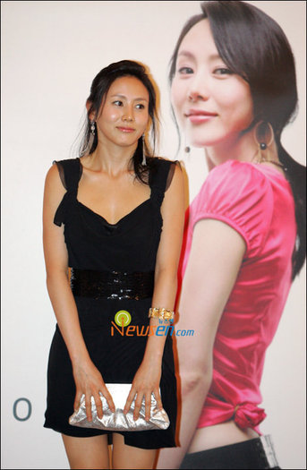 46532_130148710364712_122296087816641_142050_2437841_n - a---park ye jin---a