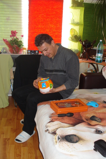 LA MINGIA CANTACIOASA:)