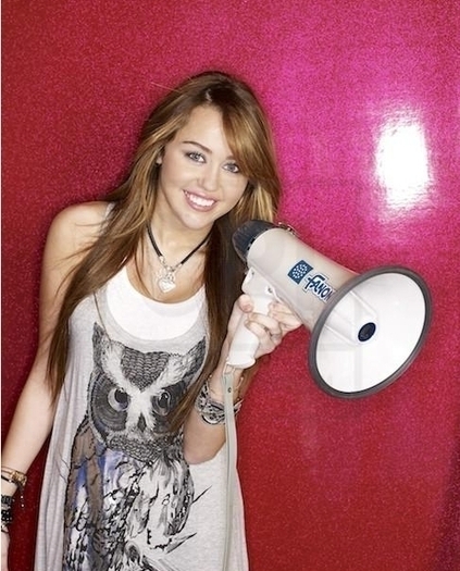 17850813_GJZMCDLRC - Sedinta foto Miley Cyrus 3