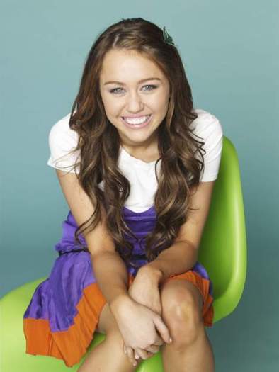 17851405_AUWFYGWRE - Sedinta foto Miley Cyrus 6