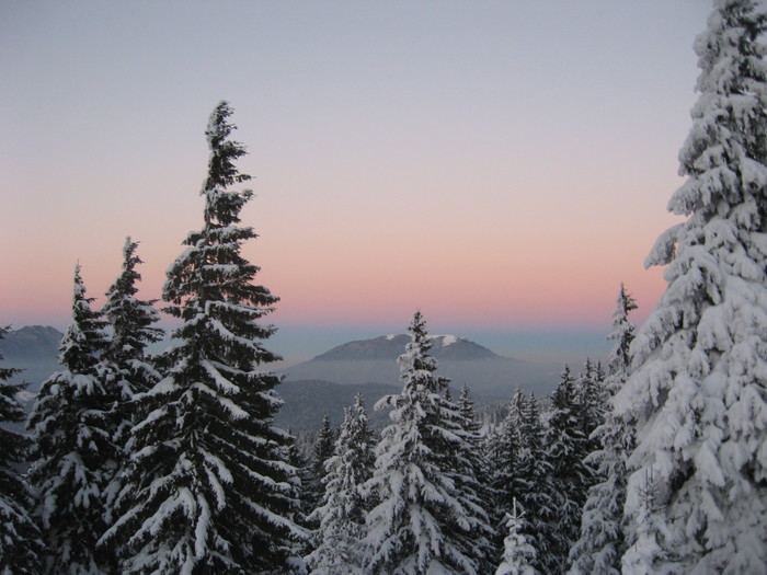 masivul Piatra Mare in apus