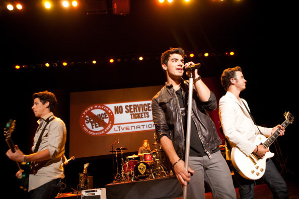 Jonas+Brothers+Jason+Garner+Support+Live+Nation+ozeu7mEZ7ygl - FoR U JoE JoNaS 2