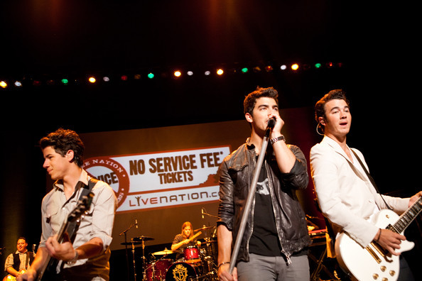 Jonas+Brothers+Jason+Garner+Support+Live+Nation+yZRzpTfg2sVl - FoR U JoE JoNaS 2