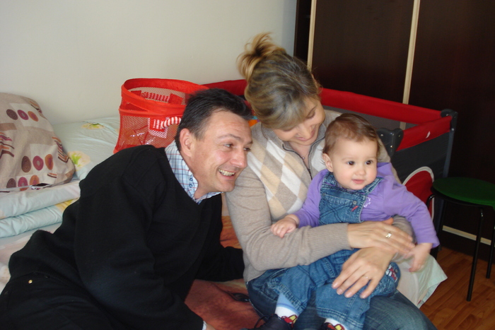 O FAMILIE FERICITA - ANDREI