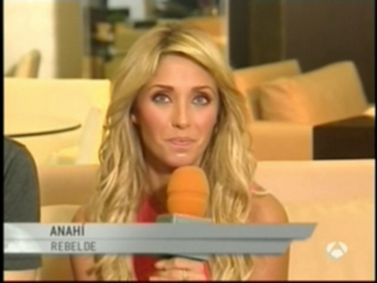 29866374_XFOUTHHQC - 00 Anahi 001