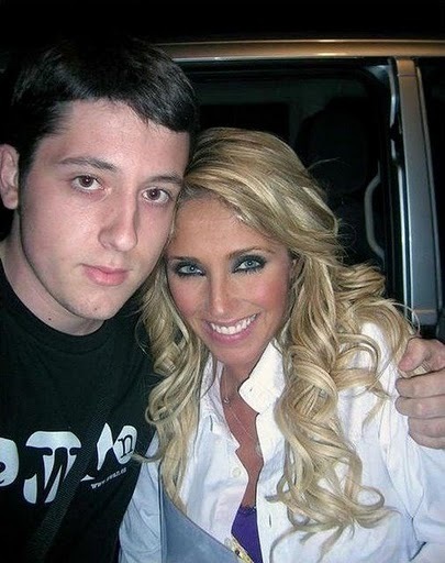29866435_TAGYTJVWV - 00 Anahi 001