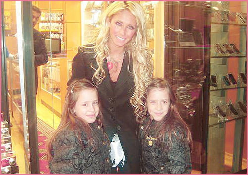29877955_QEFMTLMMN - 00 Anahi 001