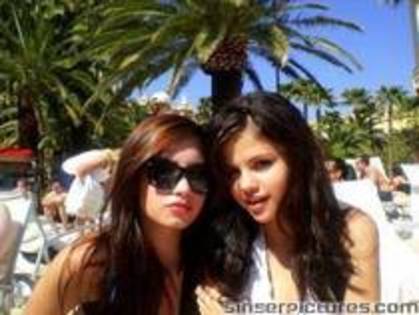 16704 - Click Aici  plzzz