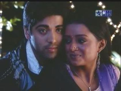 Bidaai8thJanuaryDesi9Rls_0081