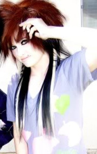 8y7r5h