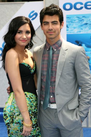 Premiere+Disneynature+Oceans+Arrivals+9DPTuQgfnV8l