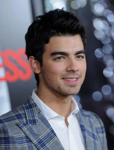 Edge+of+Darkness+Premiere+gRi6c2y6DCol - FoR U JoE JoNaS 2