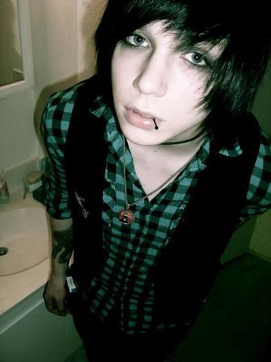 andysixx77