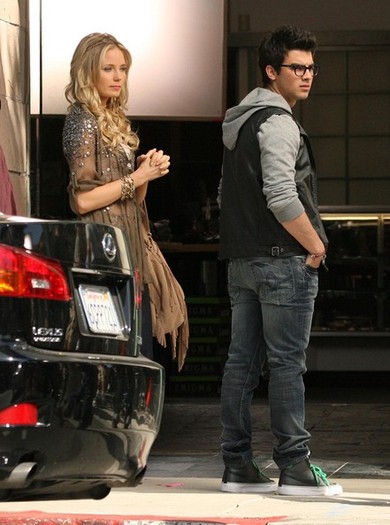 Joe+Jonas+Set+JONAS+Santa+Monica+2+HaCgLqcQSIjl