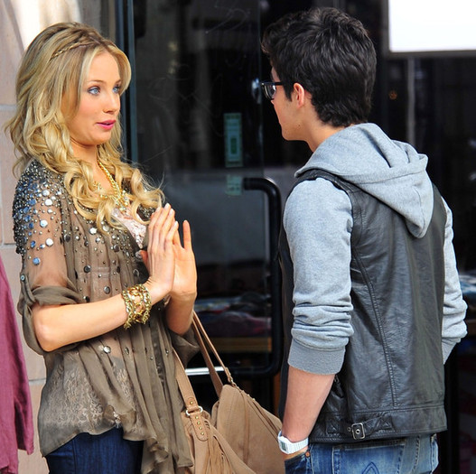 Joe+Jonas+Set+JONAS+Santa+Monica+4+HIcHc5BvIUzl - FoR U JoE JoNaS 3