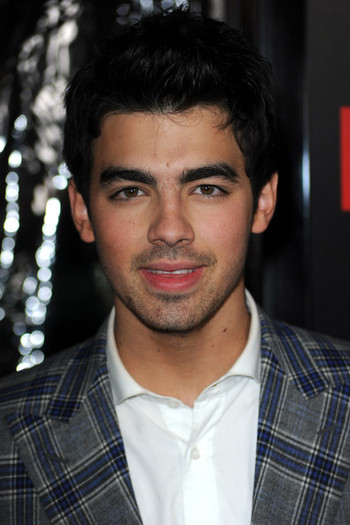 Premiere+Warner+Bros+Edge+Darkness+Arrivals+WpyKjFcAbPhl