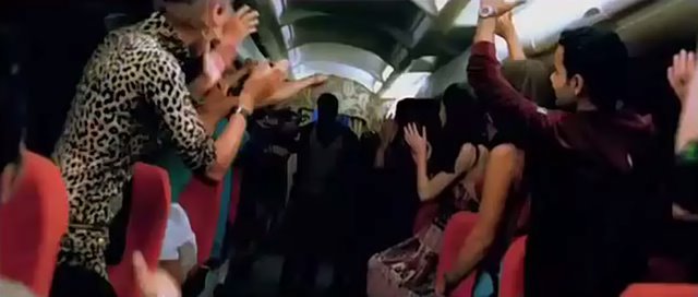 Tees Maar Khan-Trailer(www.world4free.in)-51