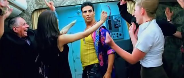 Tees Maar Khan-Trailer(www.world4free.in)-183