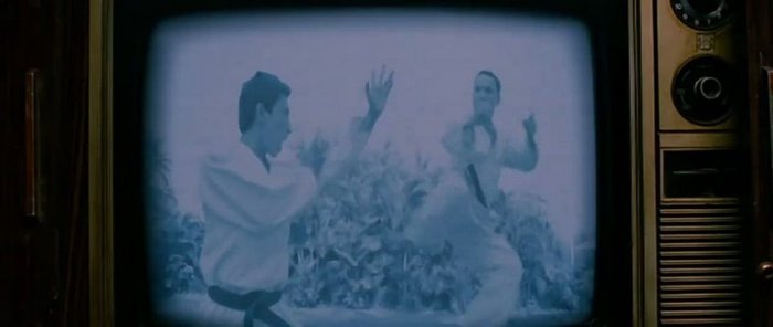 Title Song - Tees Maar Khan -782