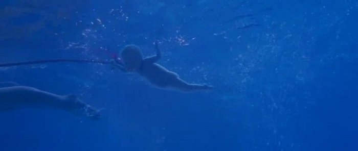 Title Song - Tees Maar Khan -793