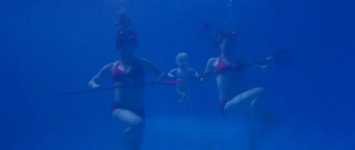 Title Song - Tees Maar Khan -851