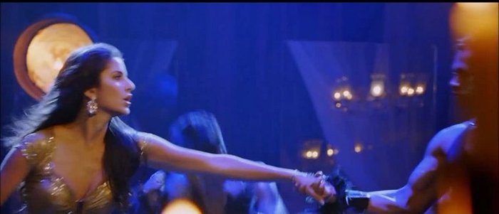 Sheila Ki Jawani - TMK 720p Upscaled[world4free.in]-47