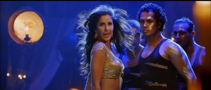 Sheila Ki Jawani - TMK 720p Upscaled[world4free.in]-48
