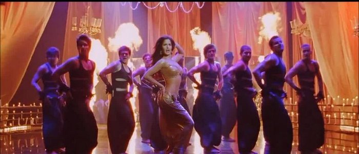 Sheila Ki Jawani - TMK 720p Upscaled[world4free.in]-69