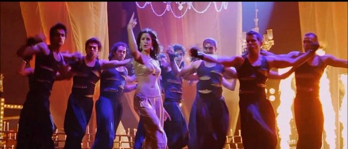 Sheila Ki Jawani - TMK 720p Upscaled[world4free.in]-72