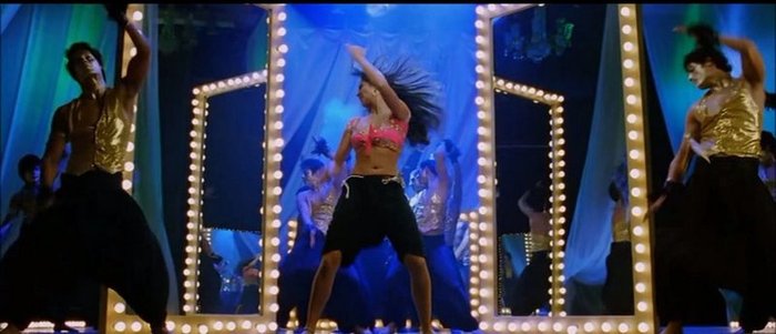 Sheila Ki Jawani - TMK 720p Upscaled[world4free.in]-155