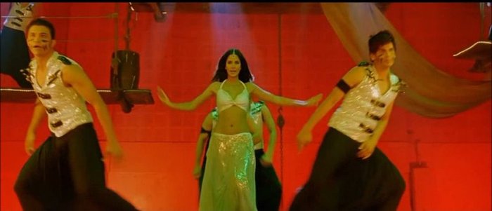 Sheila Ki Jawani - TMK 720p Upscaled[world4free.in]-198