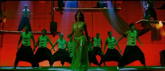 Sheila Ki Jawani - TMK 720p Upscaled[world4free.in]-201