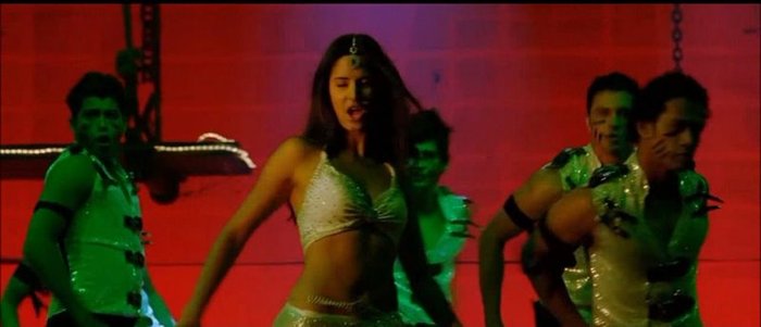 Sheila Ki Jawani - TMK 720p Upscaled[world4free.in]-208 - Tees Maar Khan 2010