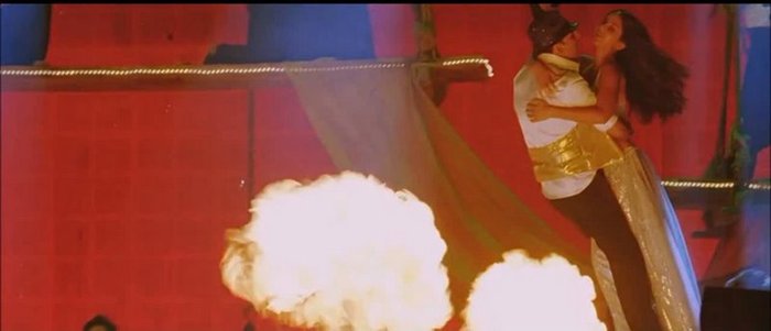 Sheila Ki Jawani - TMK 720p Upscaled[world4free.in]-217