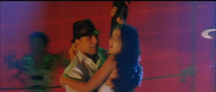 Sheila Ki Jawani - TMK 720p Upscaled[world4free.in]-222