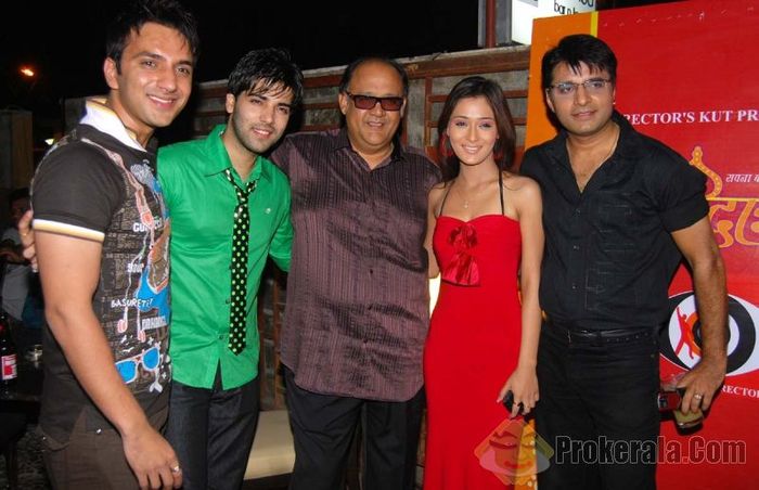 ali-merchant-kinshuk-mahajan-alok-nath-sara-khan-9682