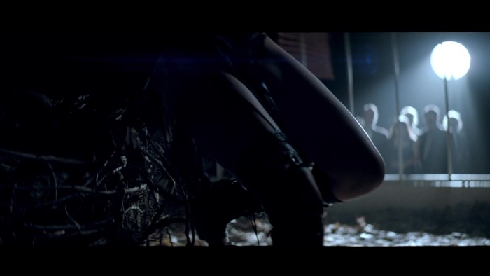 Miley Cyrus - Can\'t Be Tamed 0191