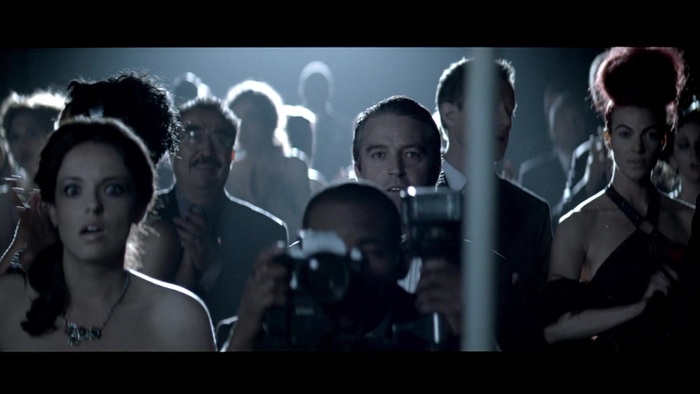 Miley Cyrus - Can\'t Be Tamed 0228