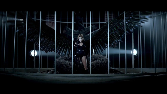 Miley Cyrus - Can\'t Be Tamed 0268 - MilUuU CBT