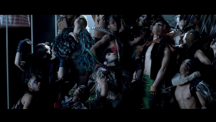 Miley Cyrus - Can\'t Be Tamed 0289