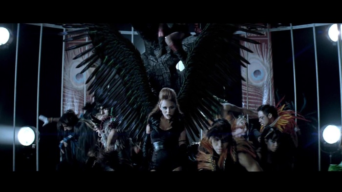 Miley Cyrus - Can\'t Be Tamed 0302