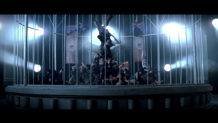 Miley Cyrus - Can\'t Be Tamed 0329